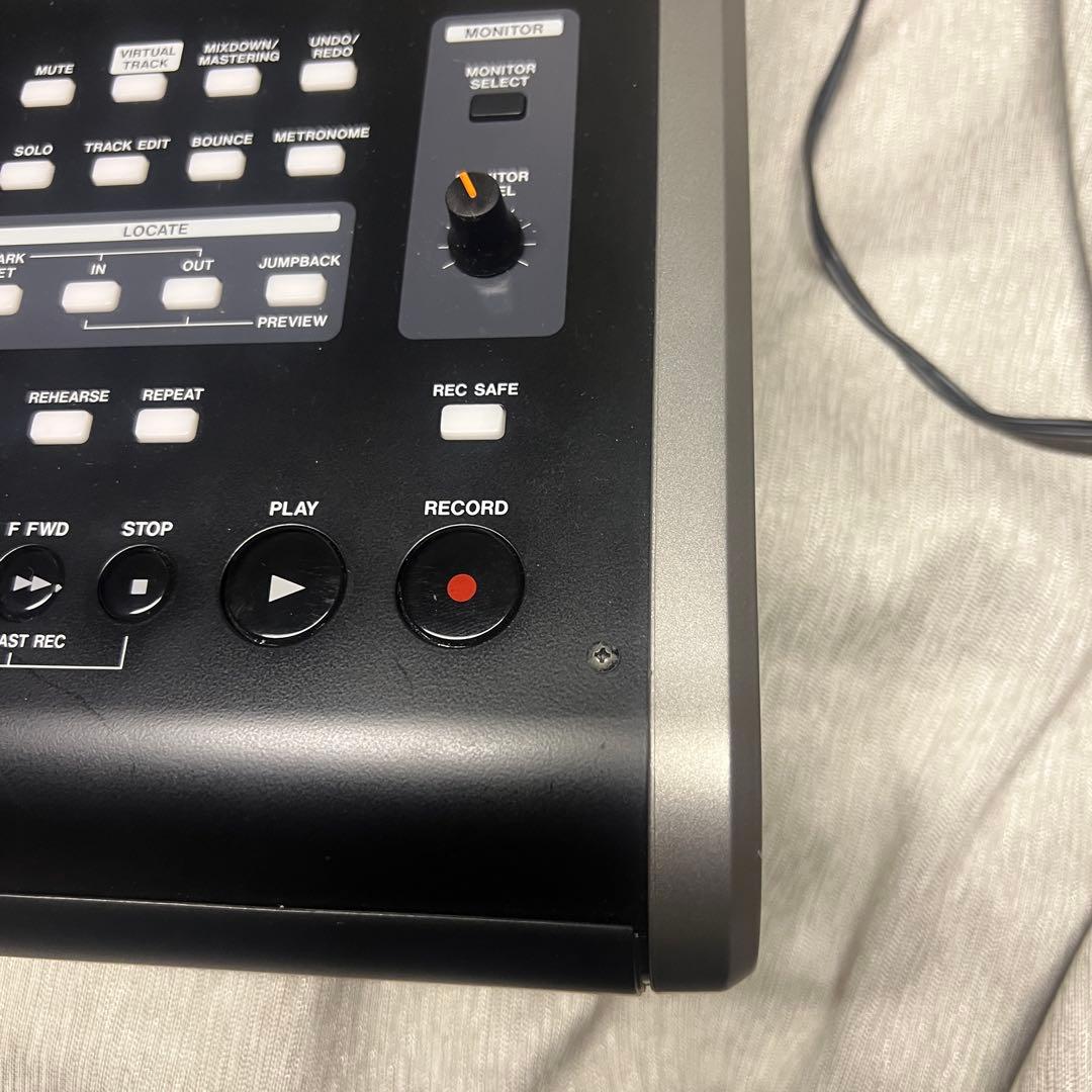 TASCAM DP-24SD マルチトラックレコーダー