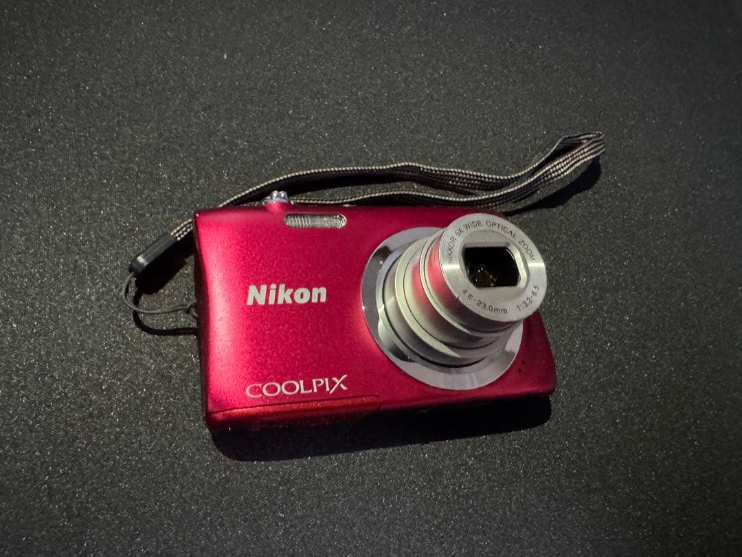 Nikon COOLPIX A100 レッド
