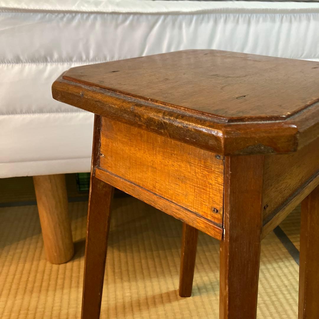アンティーク木製 スツール 丸椅子 花台 昭和レトロ 古道具 古家具　角椅子