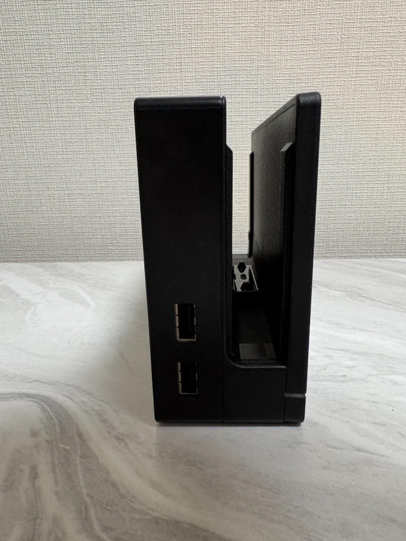 任天堂 Nintendo Switch 新型 HAC-001（-01）