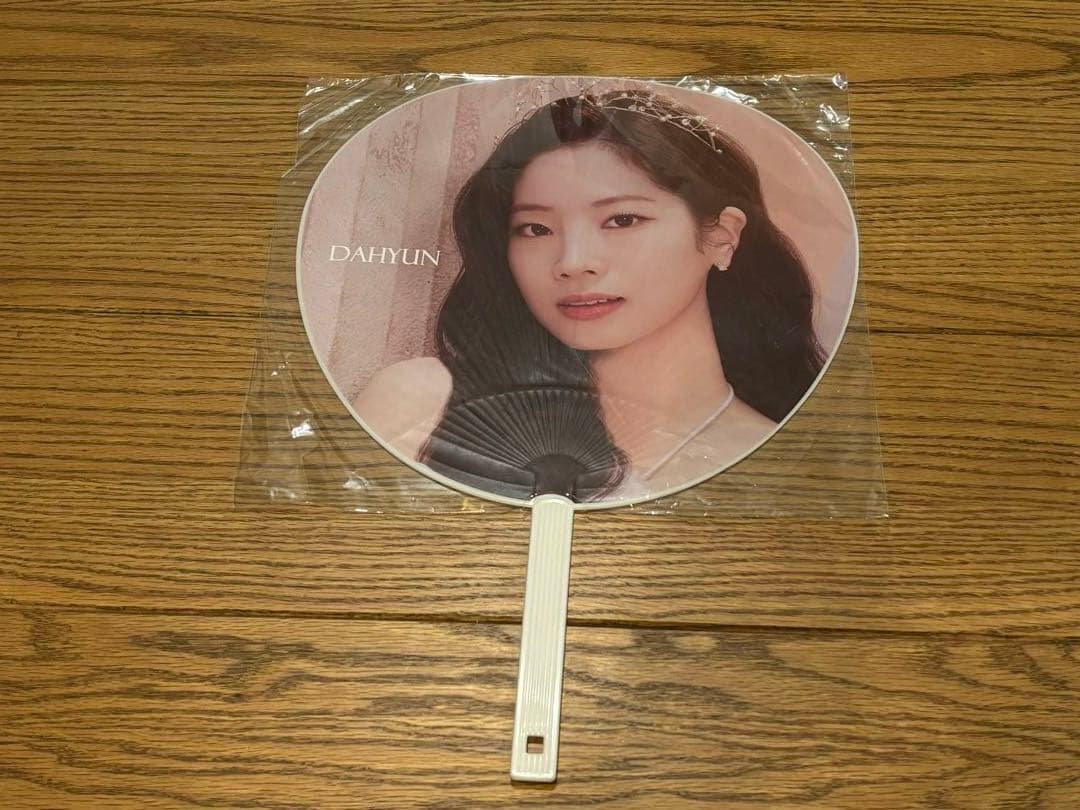 TWICE ダヒョン ダブリー うちわケース スローガン 他 7点セット TWICE