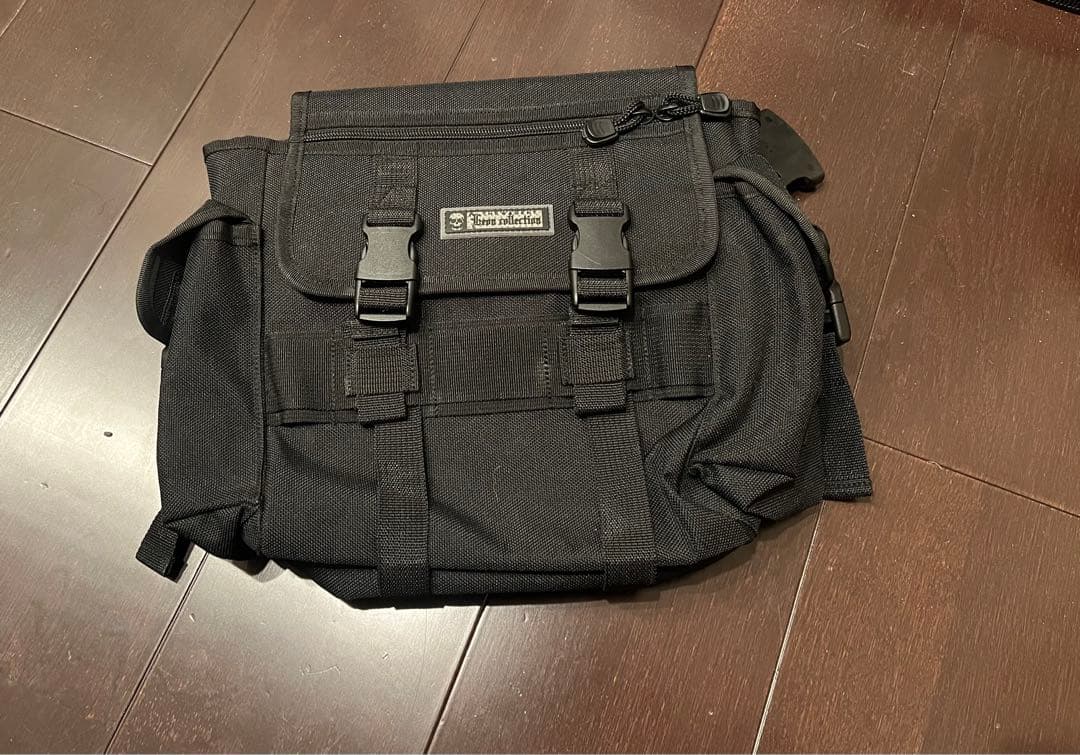 限定 廃盤 公式 バイオハザード 4 レオン アサルトバックパック - メルカリ