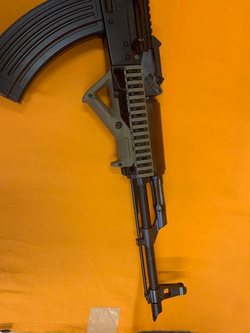 東京マルイ AKM ガスブロ木製ストック ハンドガード 付き　予備マガジン2本