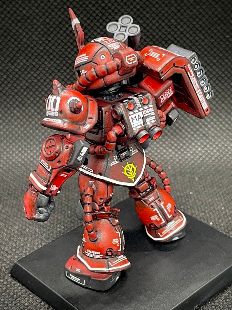 【送料無料】ガンダムコンバージ シャア専用ザクII オリジン版 リペイント