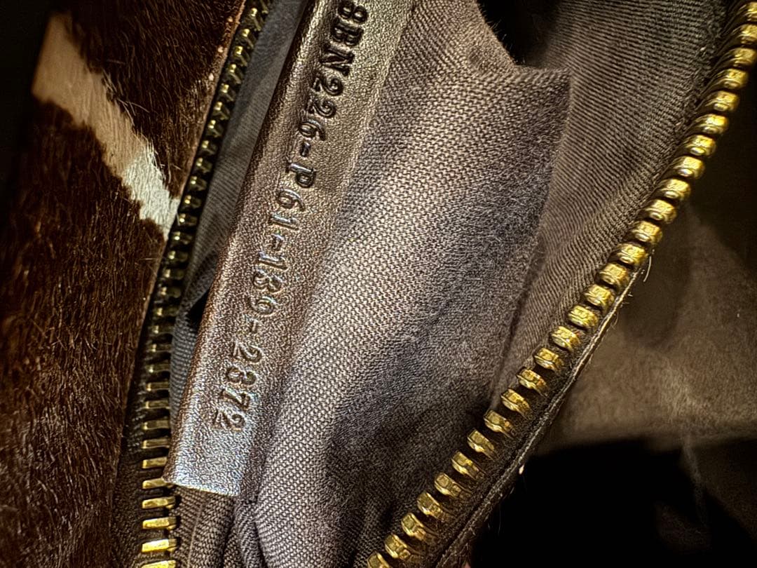 FENDI フェンディ 8BN226 ピーカブー ミディアム