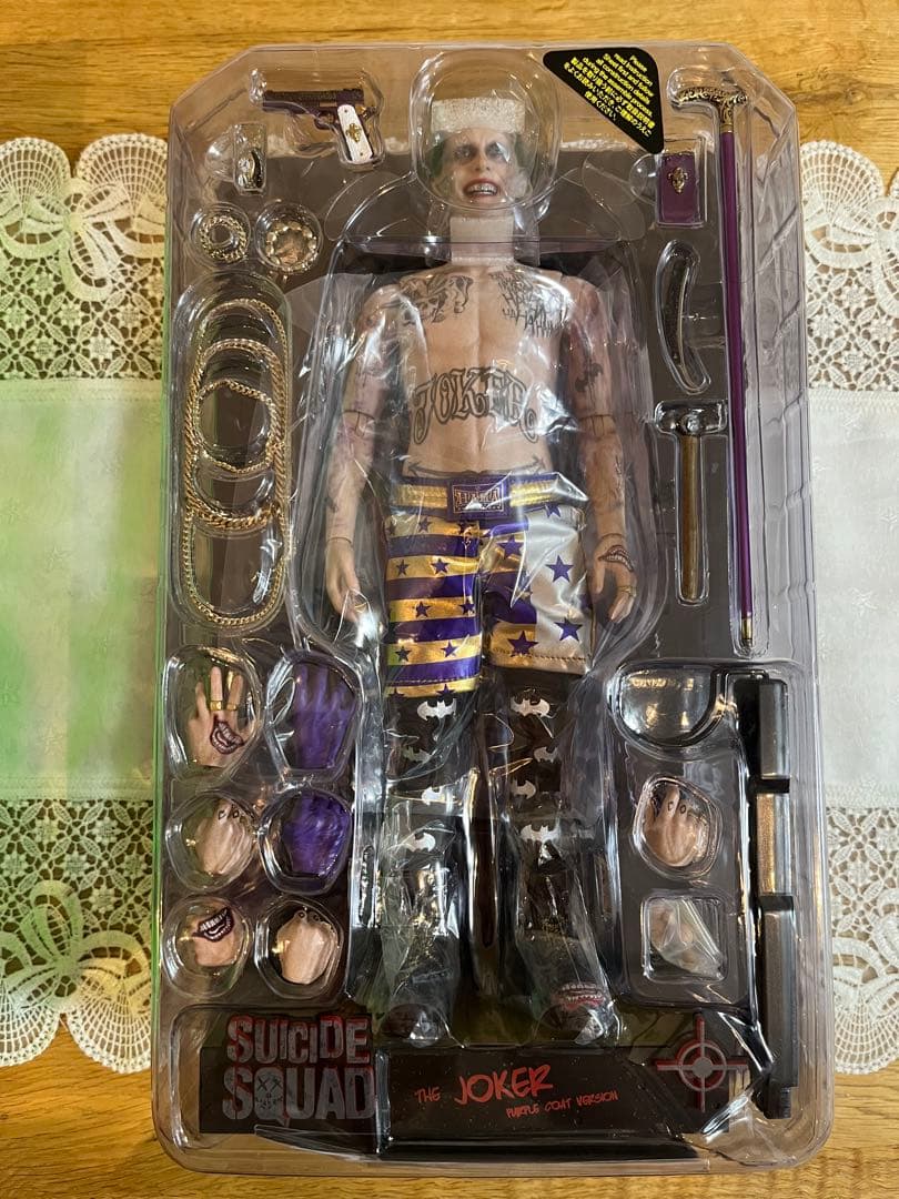 ホットトイズ ザ・ジョーカー スーサイド・スクワッド パープルコート DC