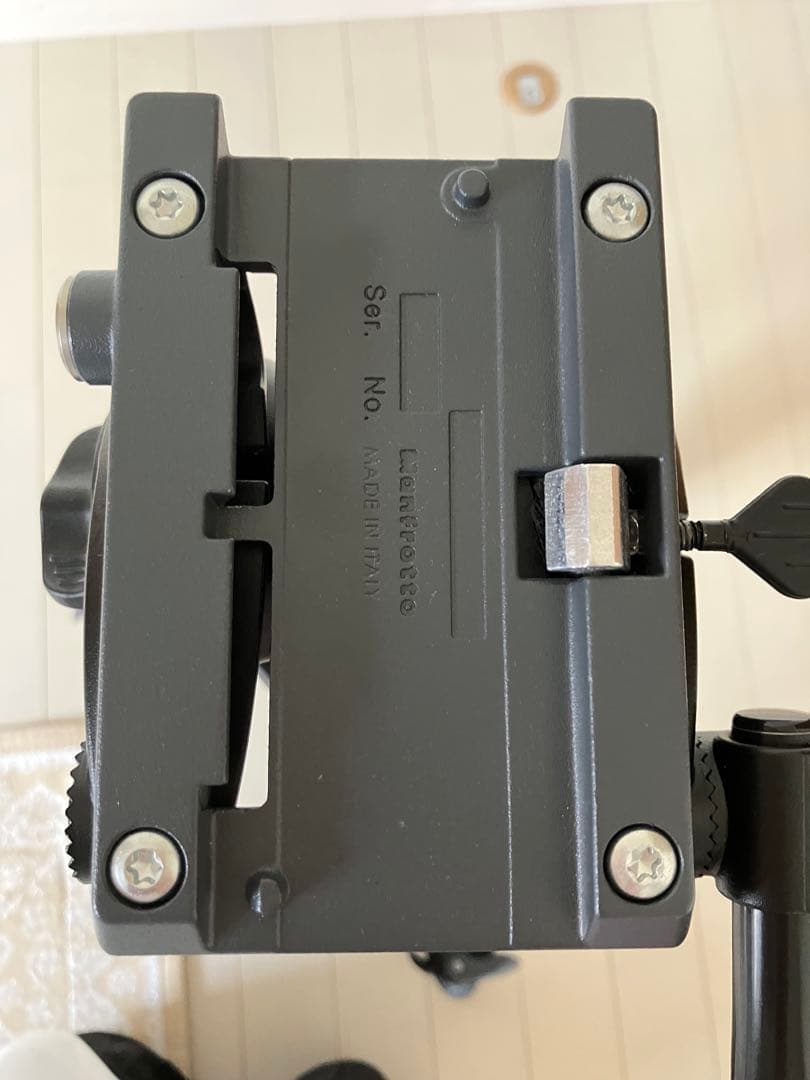 マンフロットビデオ三脚MVT502AM + 雲台 MVH500A