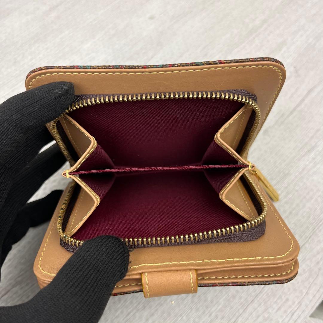 美品✨ ETRO エトロ 折り財布 ペイズリー ペガソ PVC レザー