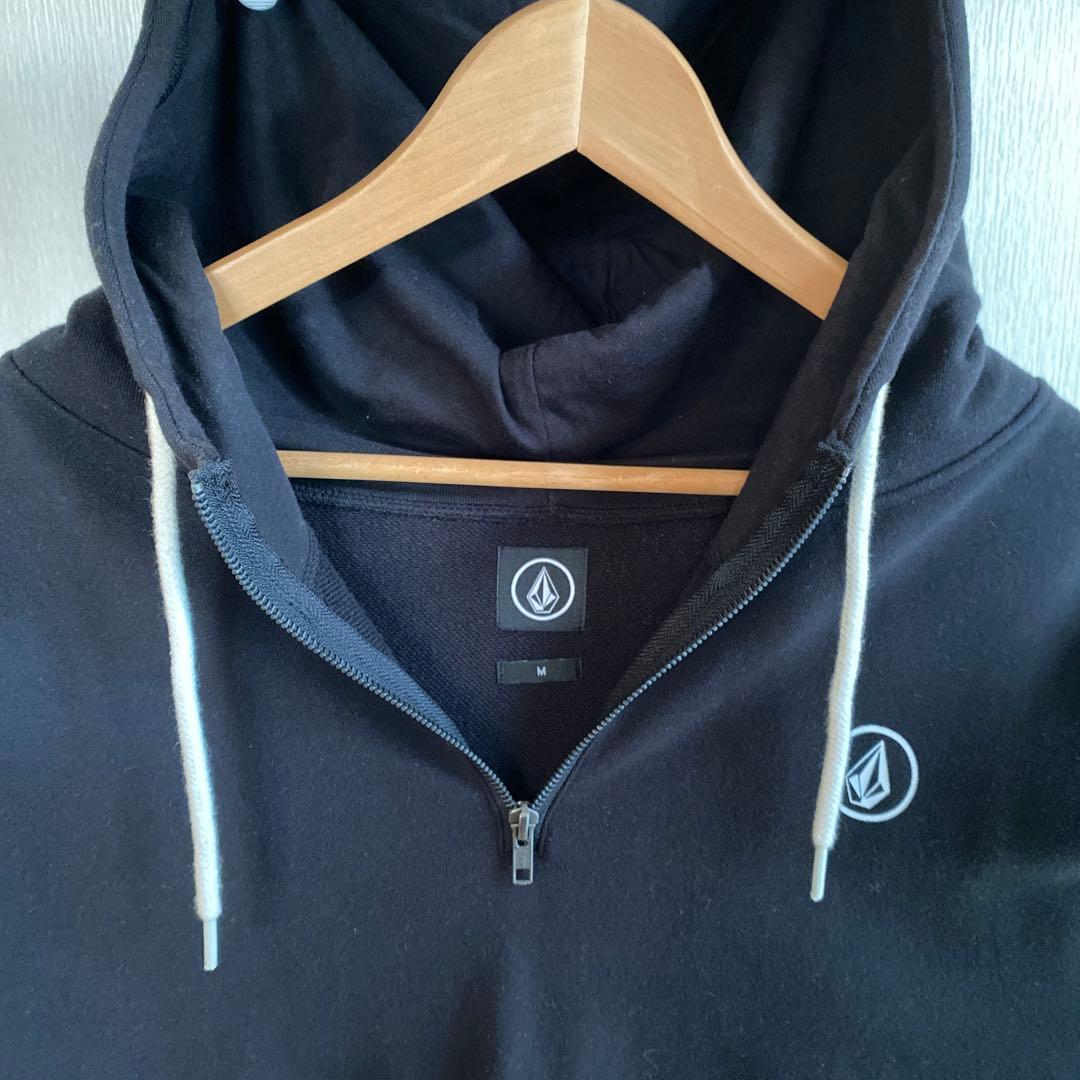 Volcom 太陽と波のグラフィックパーカー