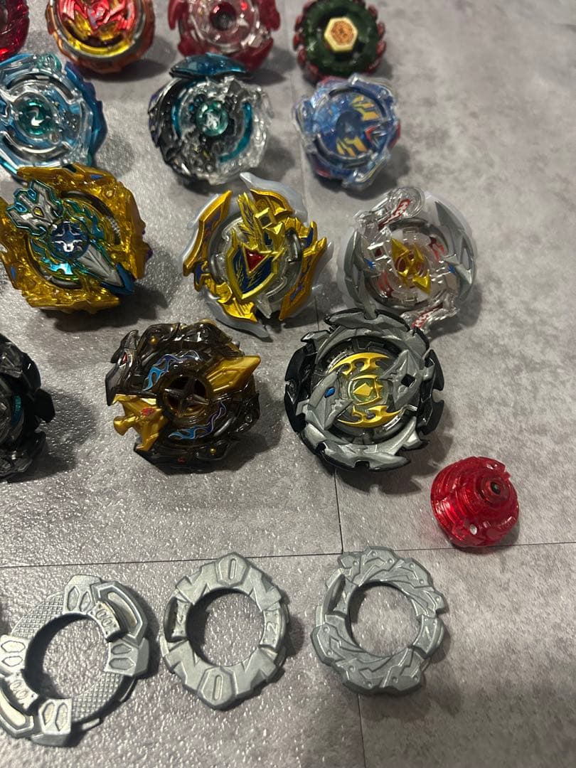 ベイブレードまとめ売りセット（おまけ付き）