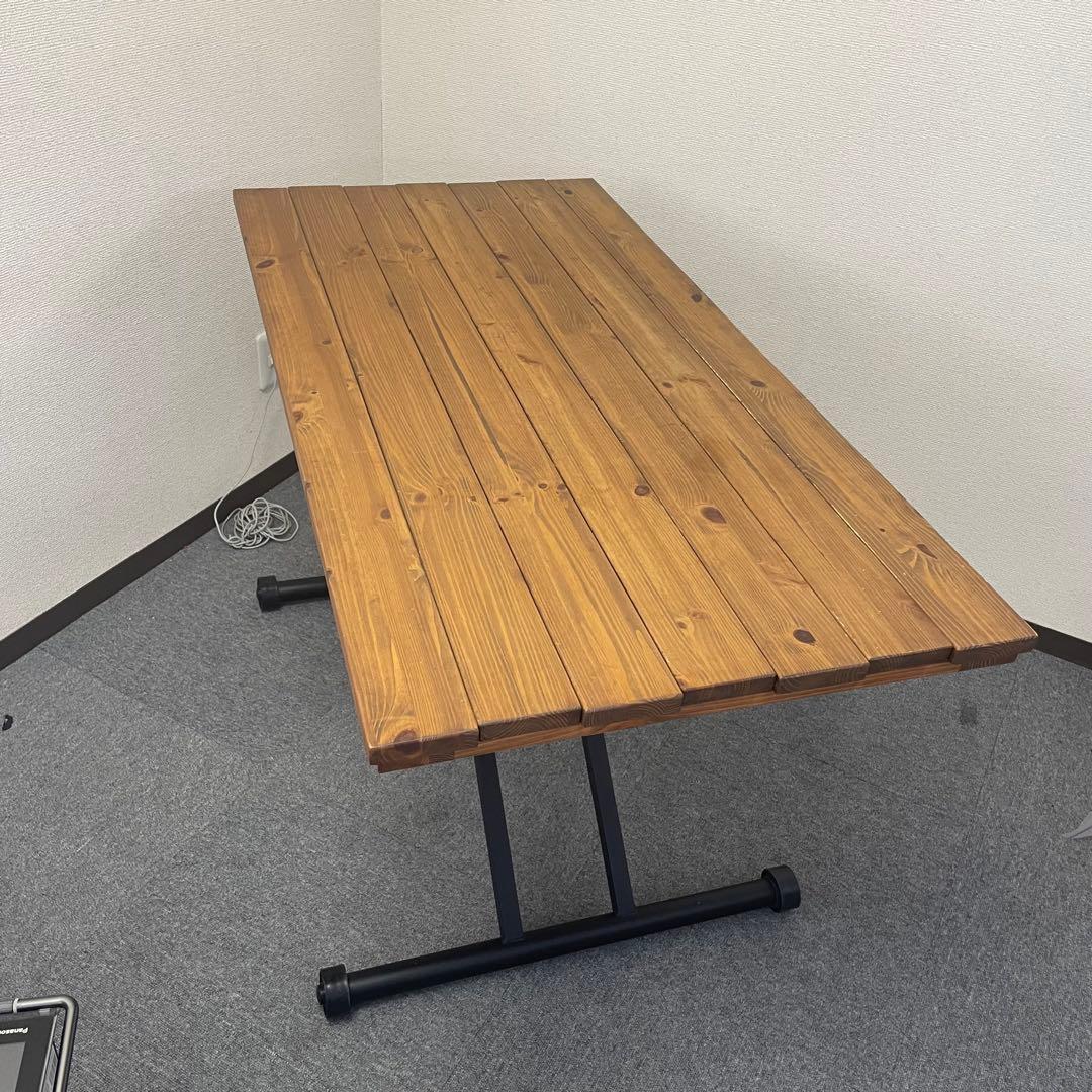 昇降式リビングテーブル