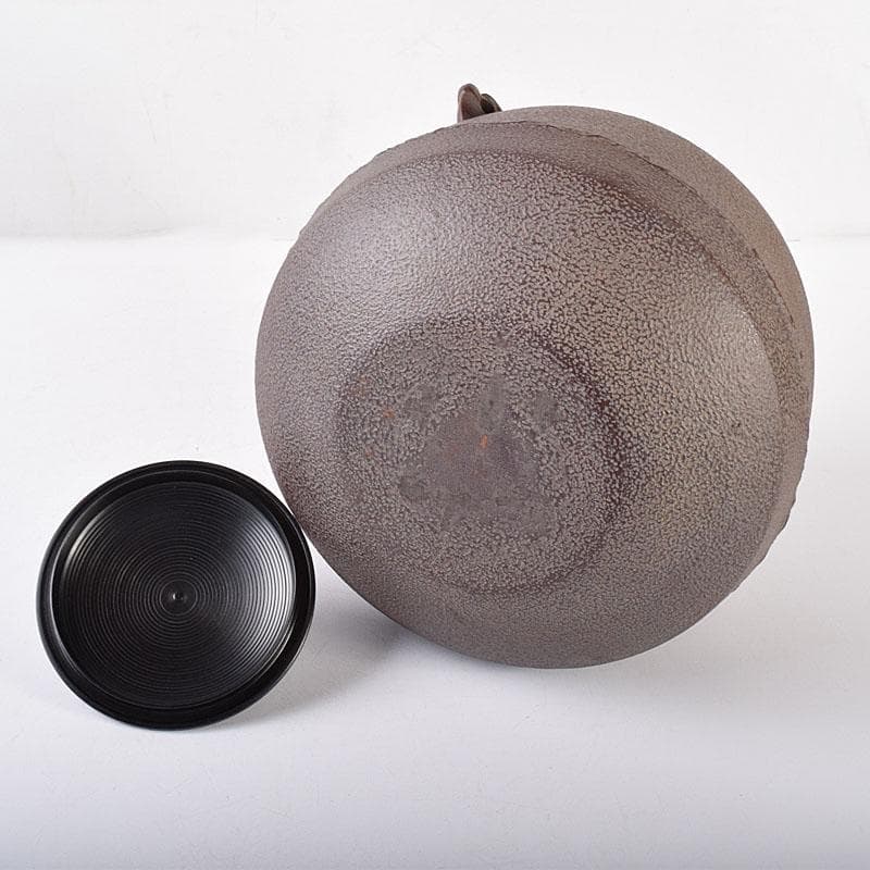 人間国宝 釜師 高橋敬典作 利休好 尻張釜 共布 共箱 M R7757C - メルカリ