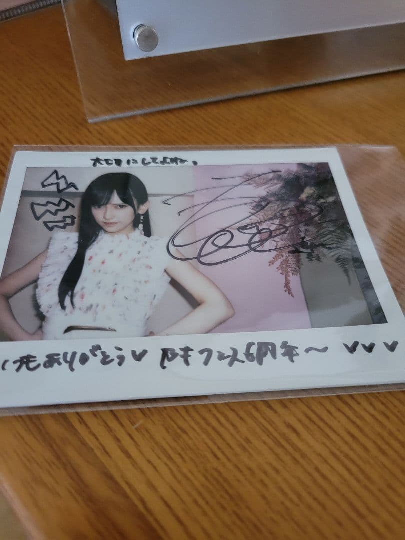 4月限定出品)池田瑛紗 直筆サイン入りチェキ - メルカリ