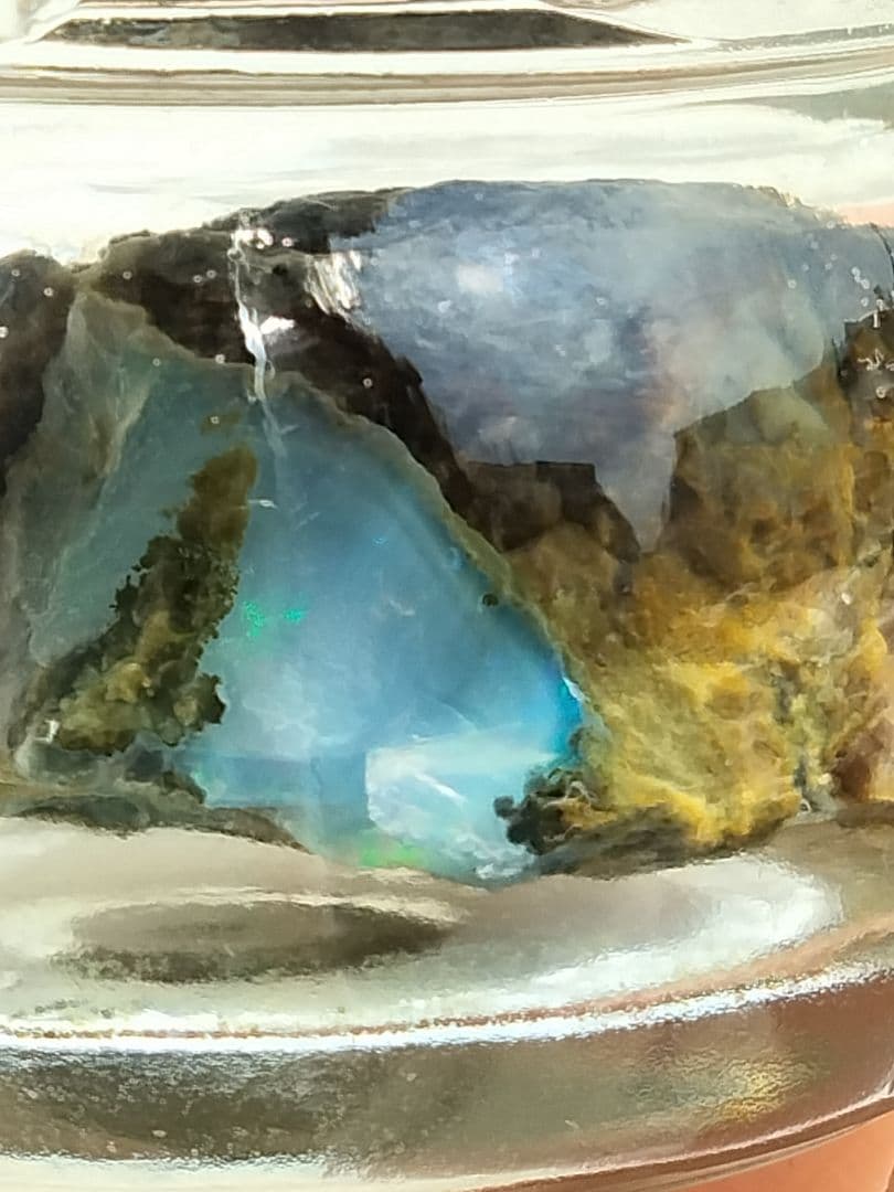 国産オパール 原石 国産 鉱物 国産鉱物 オパール 原石 番号88美しい