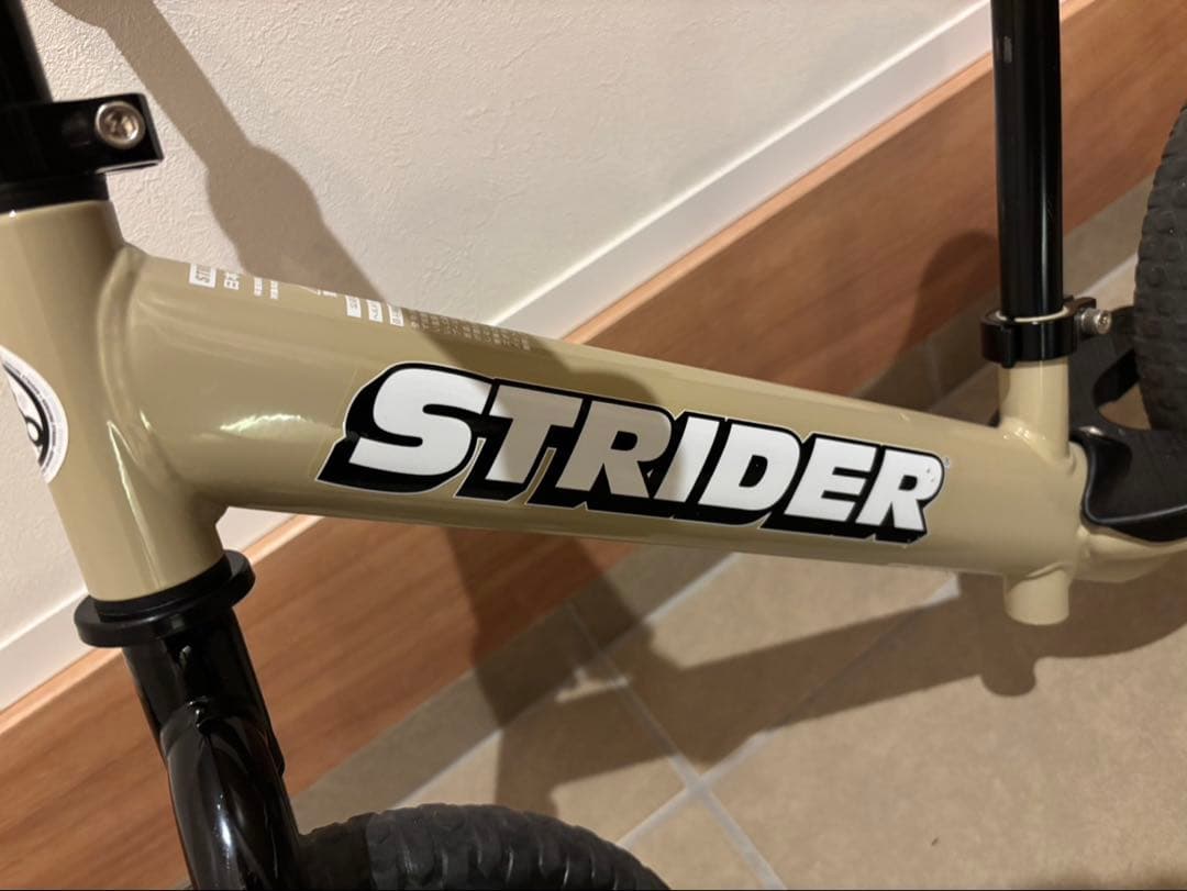 STRIDER 12インチバランスバイク スポーツモデル　サファリ