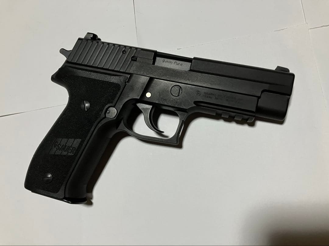 KSC P226R HW 中古品　使用回数少 実物グリップ、ガス付き