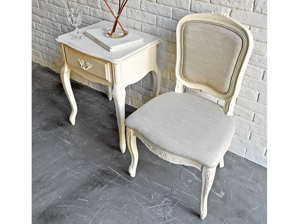 ローラアシュレイ】プロバンセル☆ベッドサイドテーブル 2024 発送たの