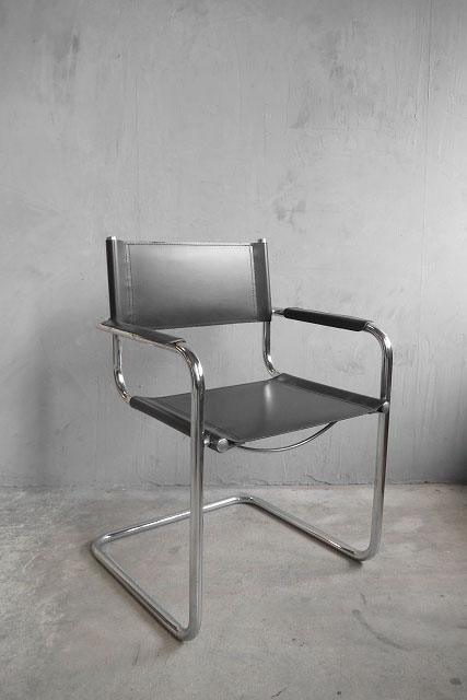 マルトスタム チェア リプロダクト カンティレバー 椅子 イタリア製