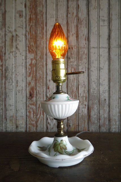 アンティーク ミルクガラス テーブルランプ - STAGE ANTIQUE