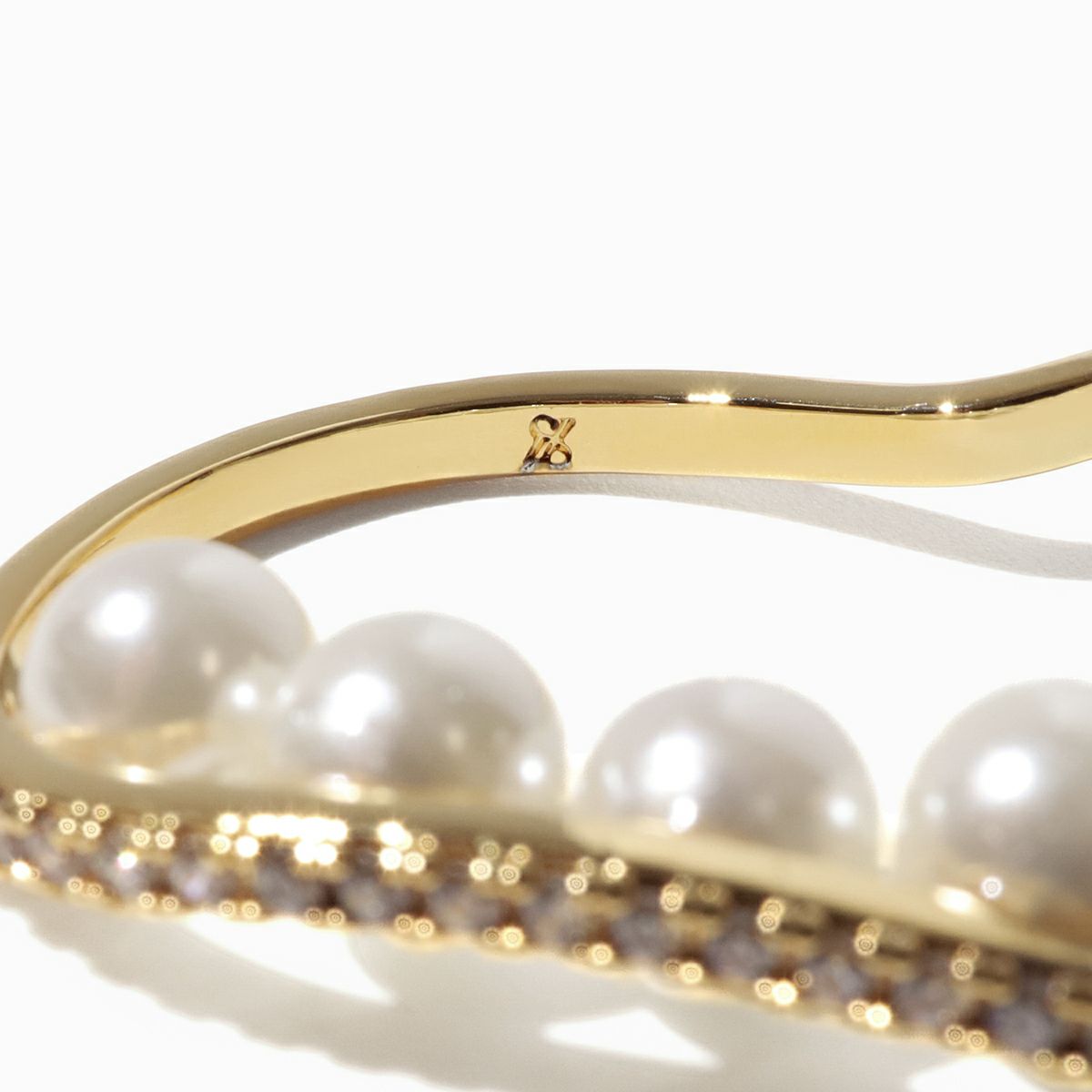 ステラハリウッド ビジューラインパールピアス(ゴールド) ビジュー