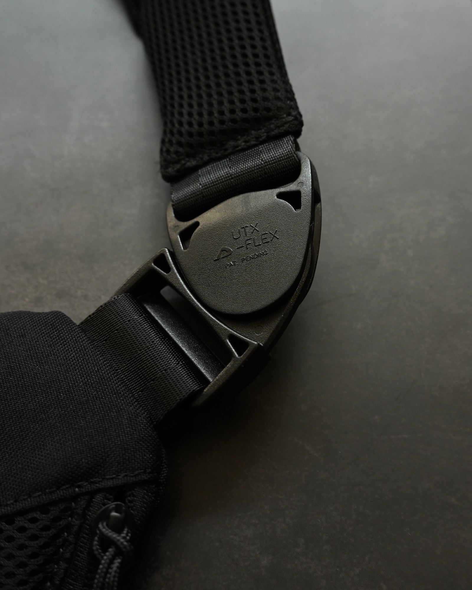 TacticalGeek Cache L1 Concealed Carry Shoulder Bag – 三泉商店