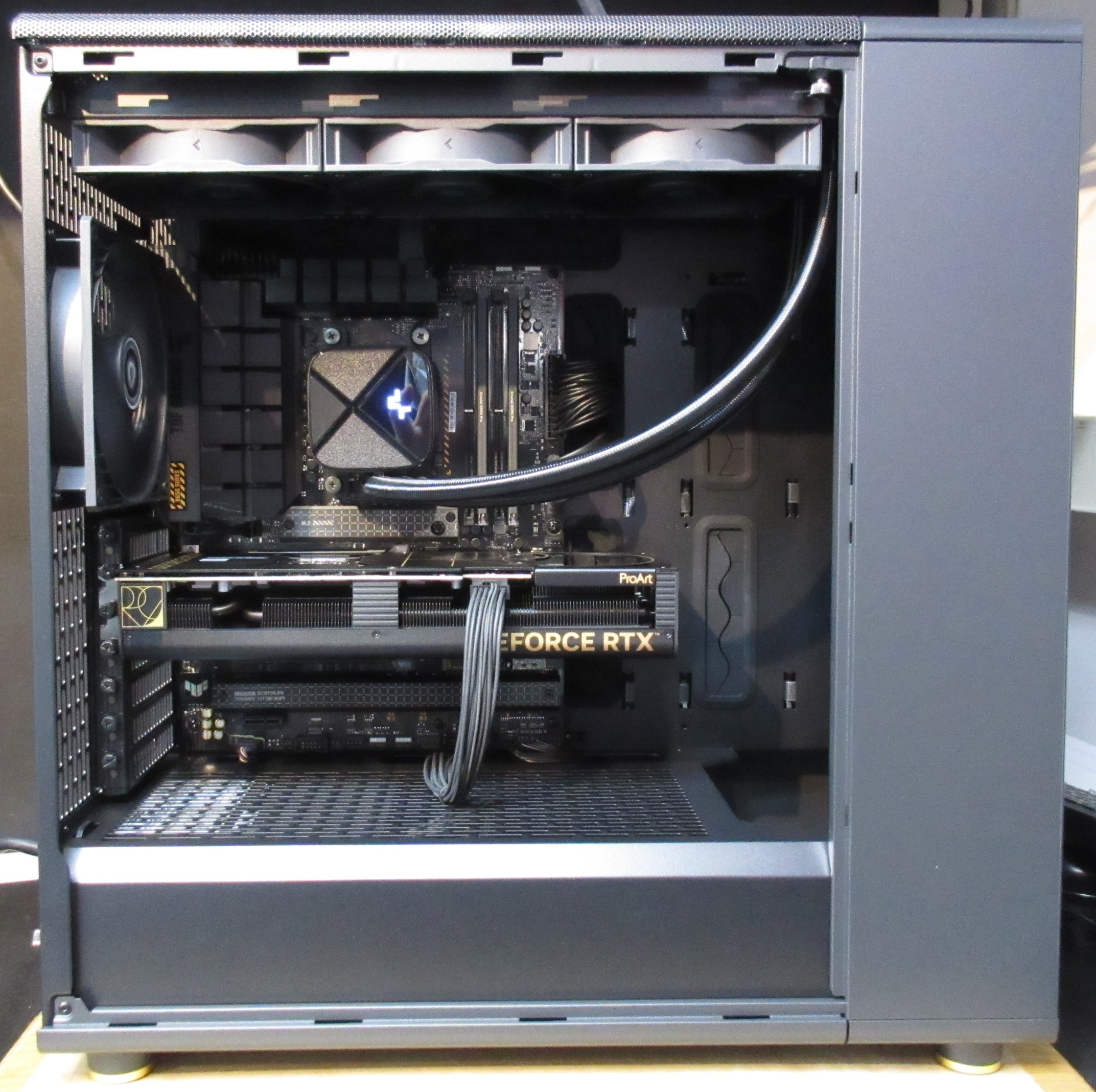 自作ゲーミングPC Corei5 プロセッサー 12600KF 一部パーツなし 自作