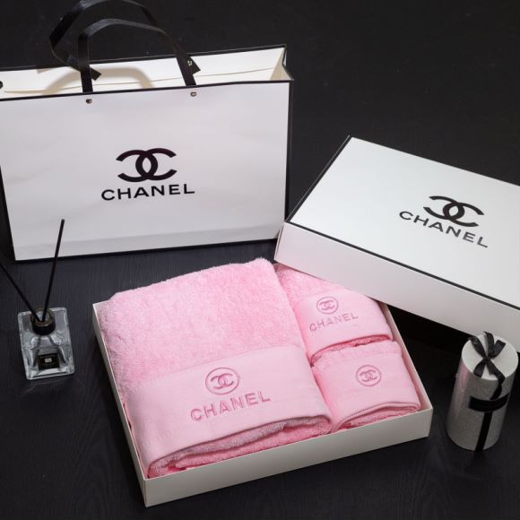 ♥CHANELシャネル 海外ノベルティ バスタオル、フェイスタオルの2枚