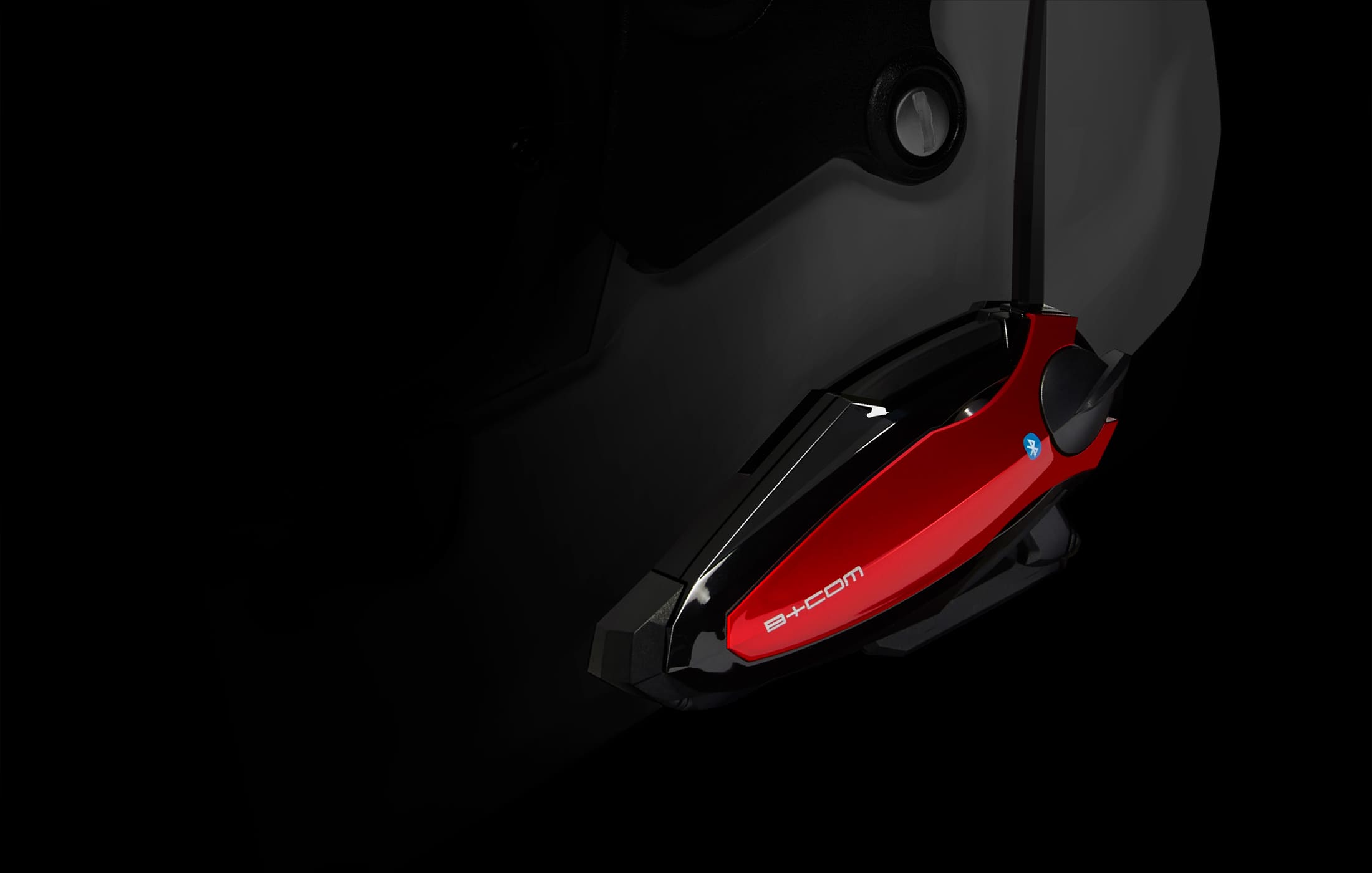 B+COM Ruby Red | SYGNHOUSE