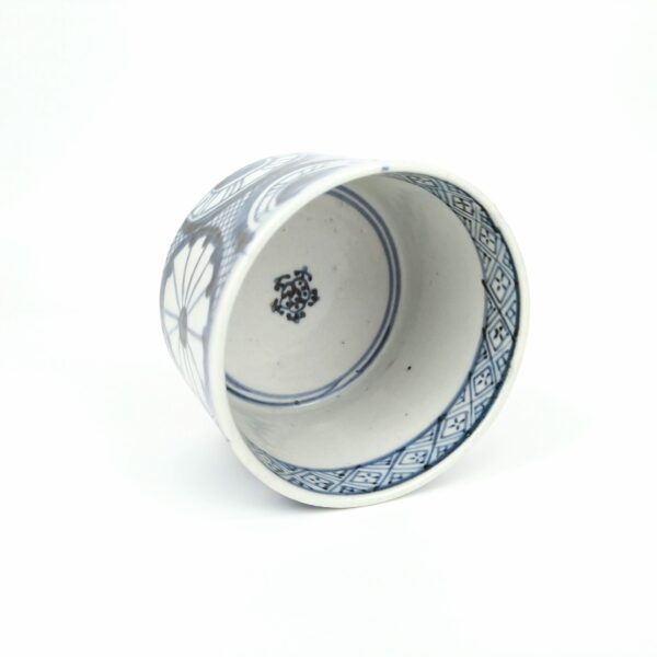 古伊万里美濃太白菊半筒猪口御深井江戸時代B 古伊万里美濃太白菊半筒