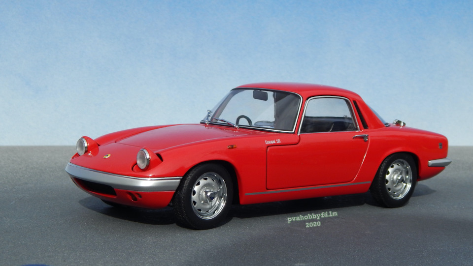 1/18 AUTOart ロータス エラン S3 S/E クーペ 1/18 AUTOart ロータス