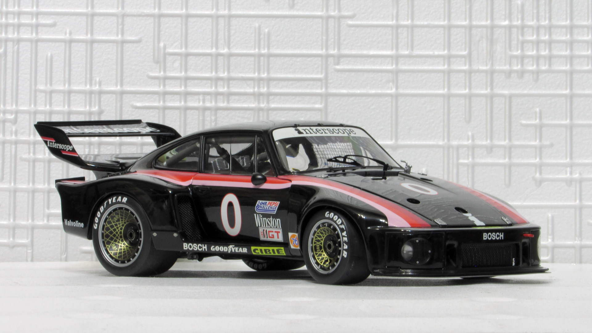 ☆カスタム☆EXOTO*1/18*1979 Porsche 935 Turbo #6 Budweiser