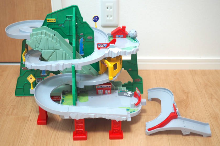 トミカアクション高速道路 くぐって！山のぼりドライブ 接続道路