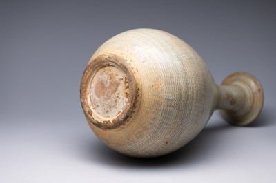 粉青沙器牡丹文瓶李朝写し 粉青沙器牡丹文