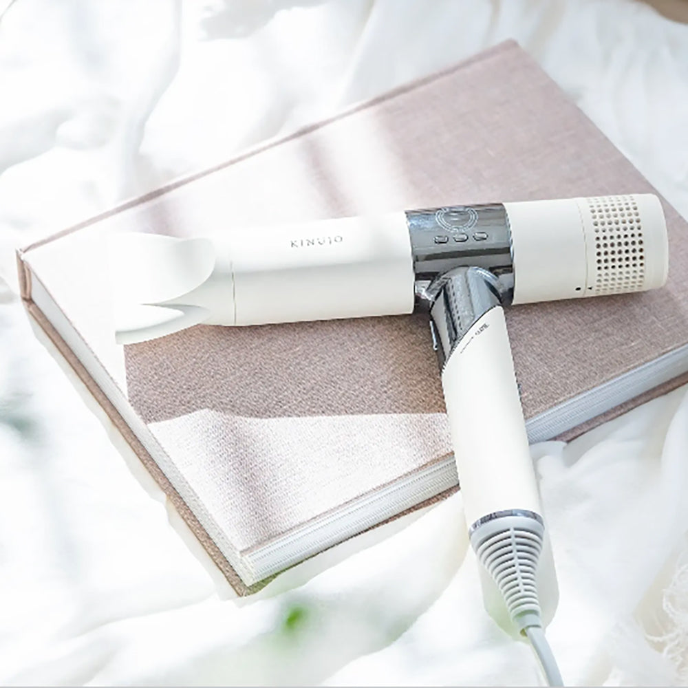 値下げ中【新品未開封】KINUJO ヘアドライヤー KH301 ホワイト KINUJO