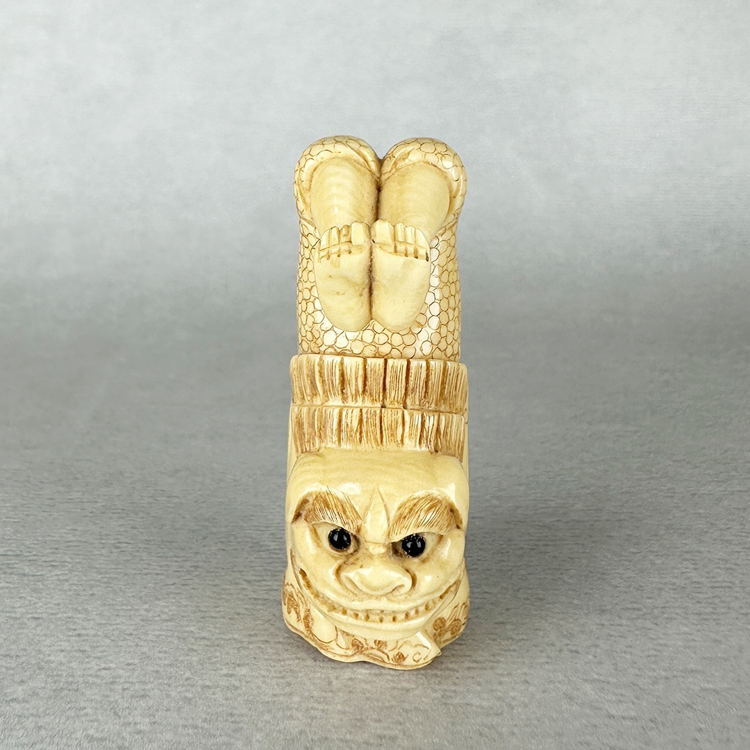 根付 牙 骨等 天然素材 獅子舞 正友銘 獅子牙彫根付 文化遺産オンライン