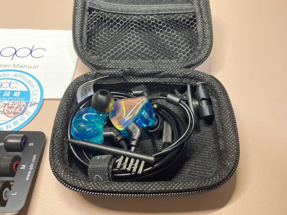 イヤホン】QDC FRONTIER Emeraldレビュー 【新時代の1BAイヤホンの体験