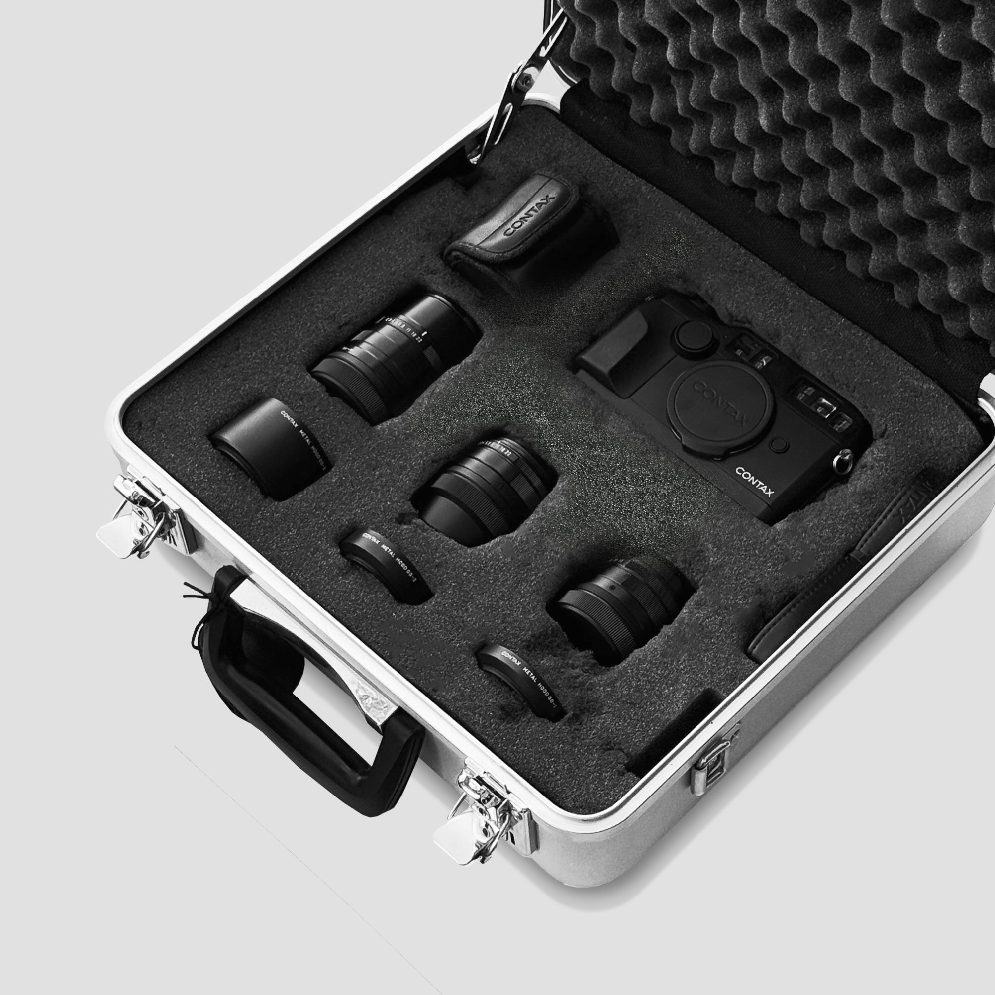 Contax G2 Black – Analogue Shop