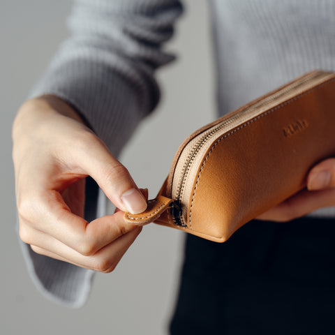 Basic pencil case with large capacity and wide opening [Tochigi