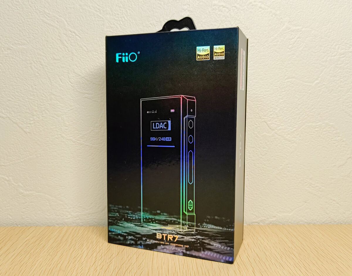 FiiO BTR7 Bluetoothレシーバーレビュー。4.4mmバランスやQi充電、aptX