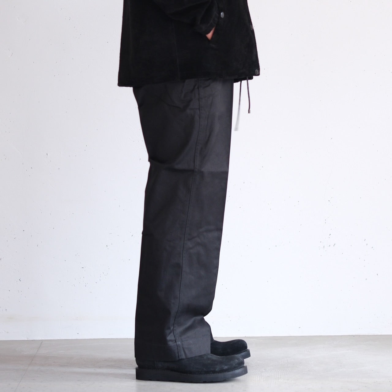 PHIGVEL（フィグベル）｜OFFICER TROUSERS WIDE- INK BLACK – anemoscope