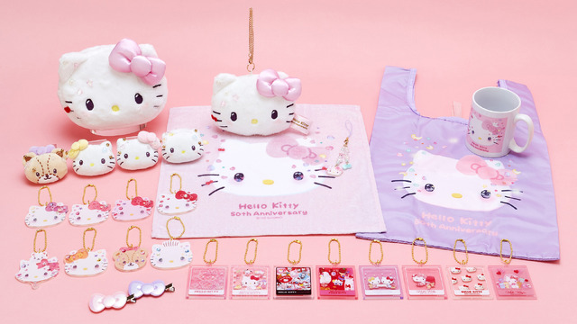 ハローキティ」特別仕様のバースデードールも！ 50周年に向けて新作