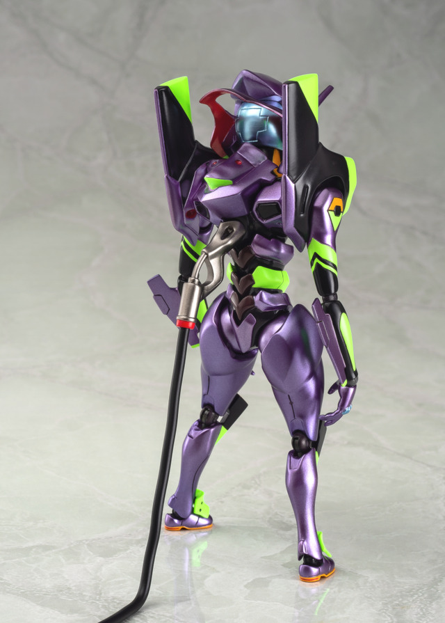 エヴァンゲリオン」初号機、メタリックカラーが映える！ 限定