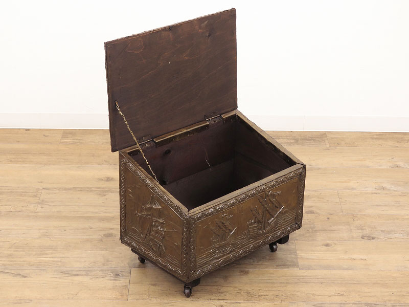 真鍮のコールボックス / 石炭入れ（帆船） イギリスのアンティーク雑貨