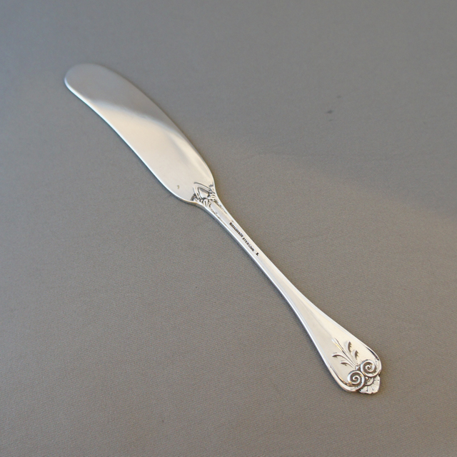 ティファニー「バターナイフ ” Tiffany ” 1869年」《アンティックかとう》