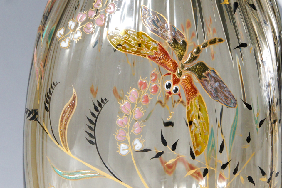 エミール・ガレ「草花に蜻蛉文花瓶」《アンティックかとう》