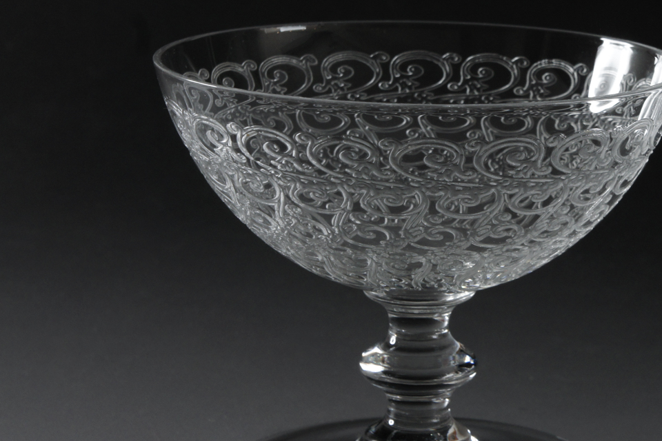 オールドバカラ「ローハン ROHAN クープグラス」《アンティックかとう》