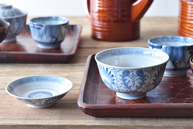 伊万里 染付 線描き 蓋付茶碗 - 生活骨董と古布のアンティークショップ