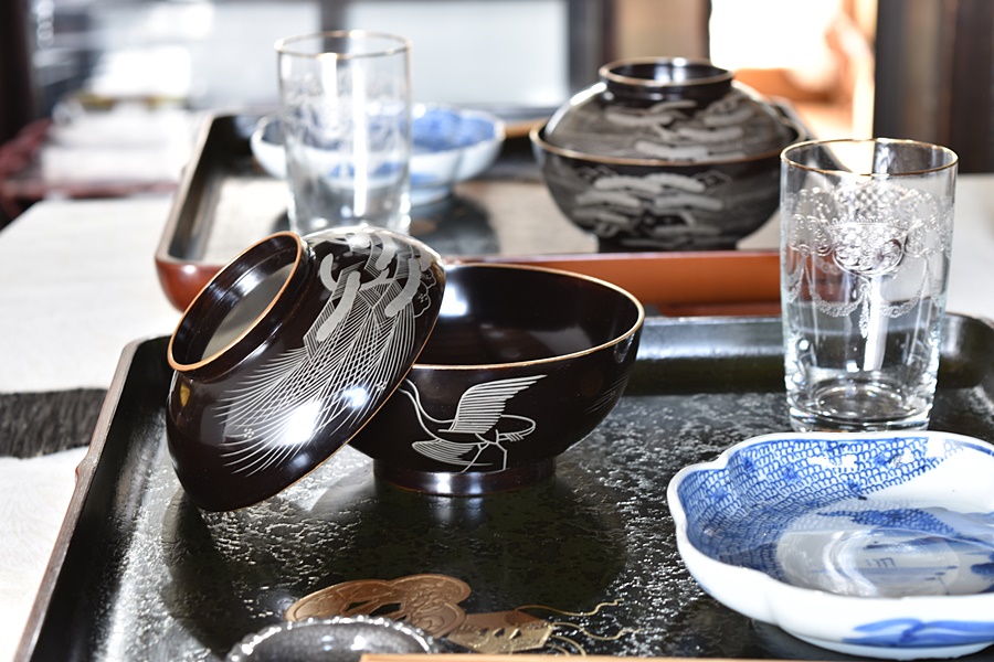 花唐草総蒔絵重箱と銀蒔絵煮物椀 - 生活骨董と古布のアンティーク