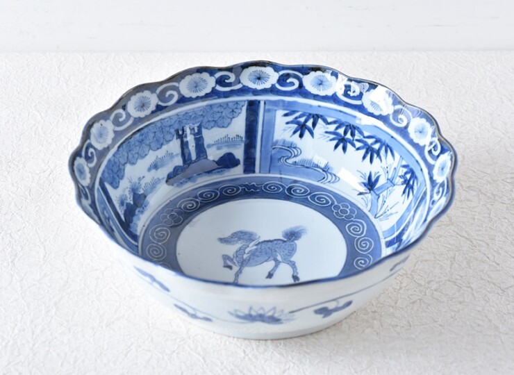 古伊万里 染付 麒麟 松竹梅 輪花型鉢 - 生活骨董と古布のアンティーク