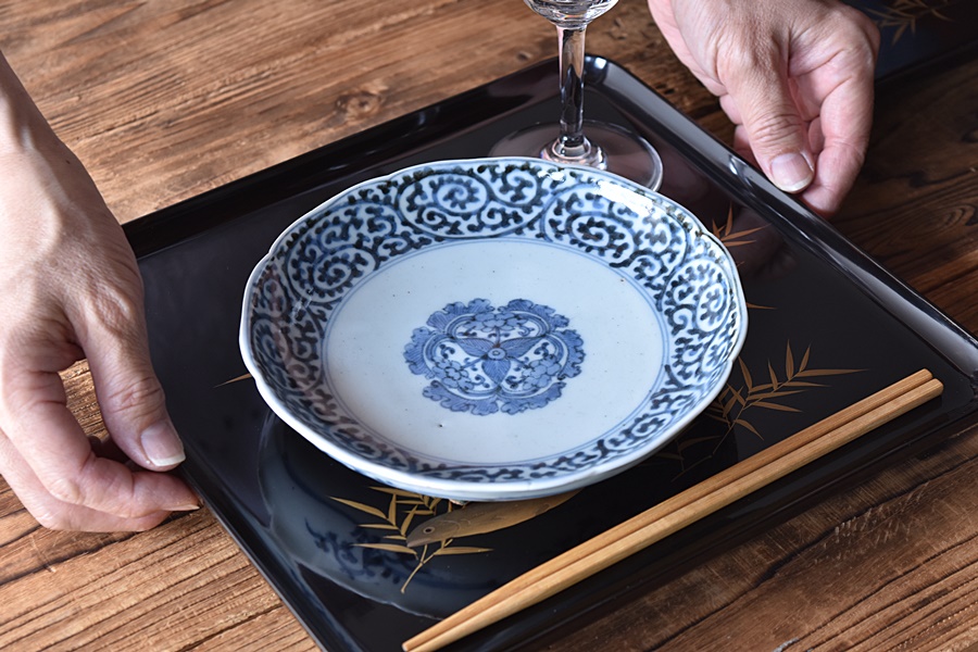 食籠□朱塗り漆器 古い蓋物 象嵌 菓子鉢 鳳凰 花唐草 魚 時代物 骨董品